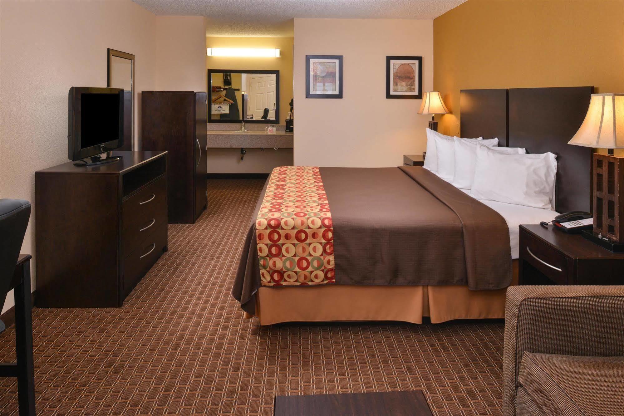 Americas Best Value Inn Tupelo Barnes Crossing Kültér fotó